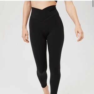 New in package ! Aerie Offline black leggings size Adult XS